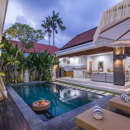 Villa Luna Rose