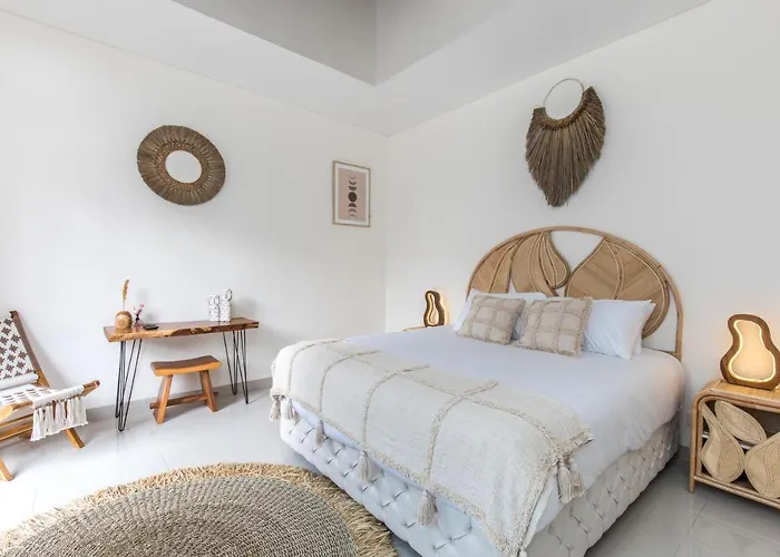 Luna Rose Seminyak (Bali)